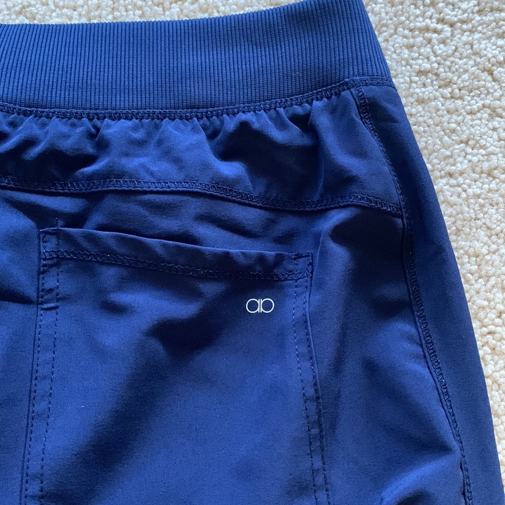 Navy blue Allura by Cherokee Uniforms scrub set - top size M, bottoms size S - Picture 14 of 14